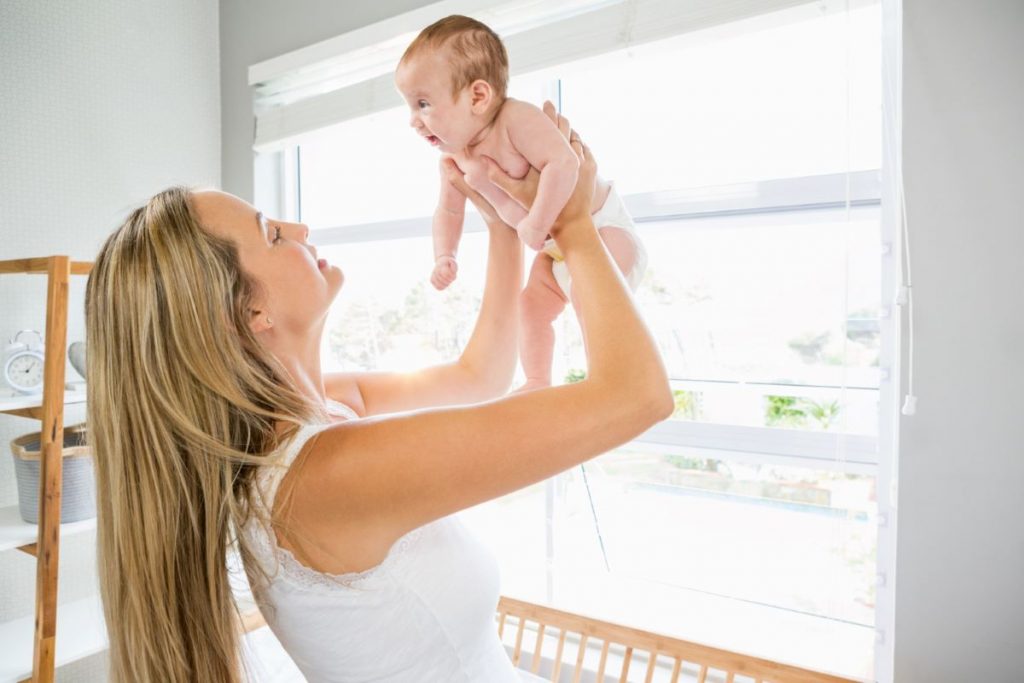 Imprescindibles para la hora del baño del bebé, ¡que no te falte de nada!